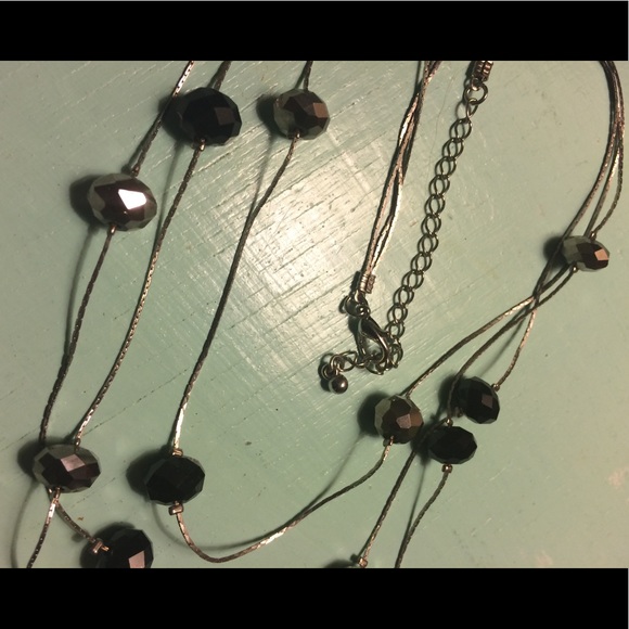 Black and silver 3-layer necklace - Picture 1 of 4